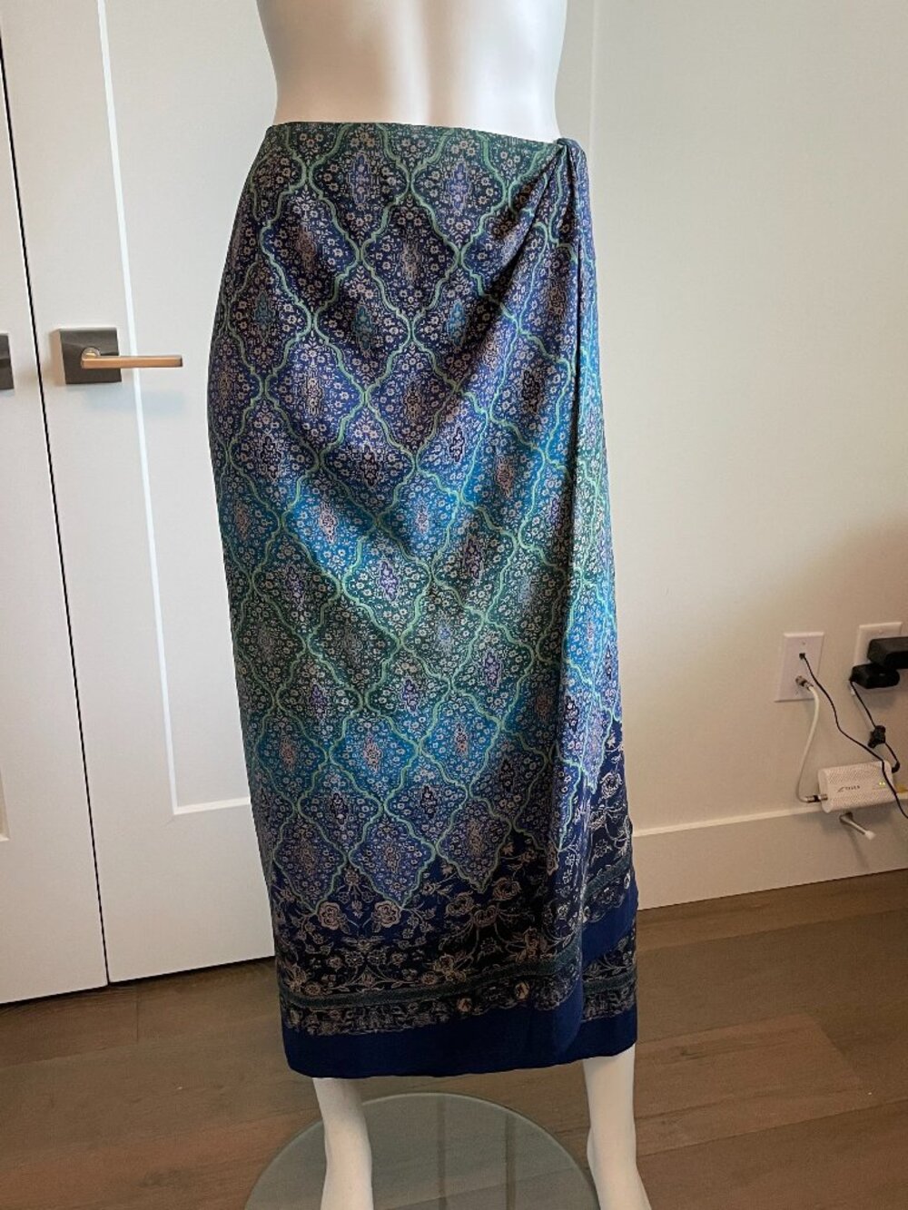 Vintage Concept XXV Collection Mediterranean Lightweight Wrap Skirt Blue Green 4